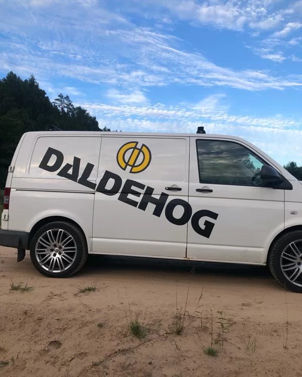 Wrapping vehicles and shop windows